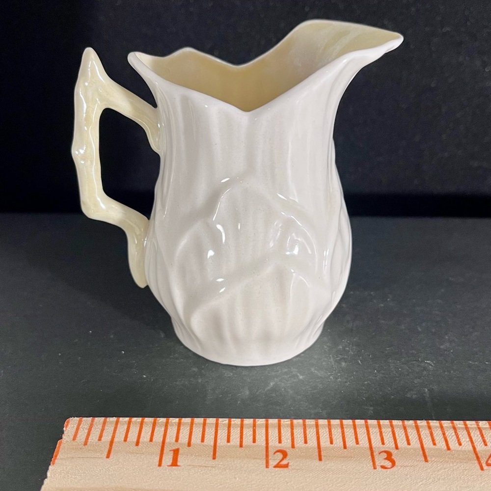 Vintage 4th Mark 1946-1955 Belleek Parian China‎ Creamer Pitcher Yellow Insider